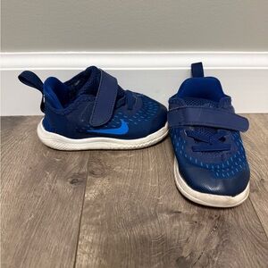 Nike Toddler Navy and Royal Blue Sneakers